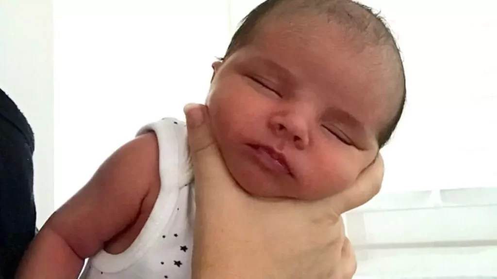 Baby hiccups