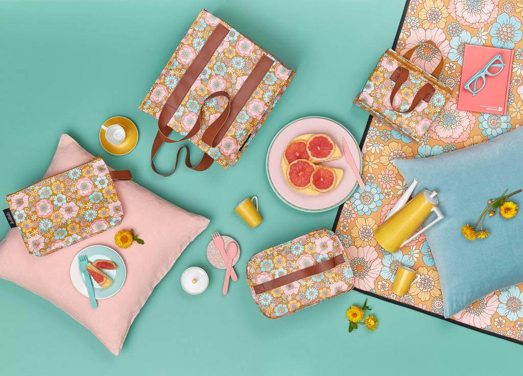 Kollab picnic rug product