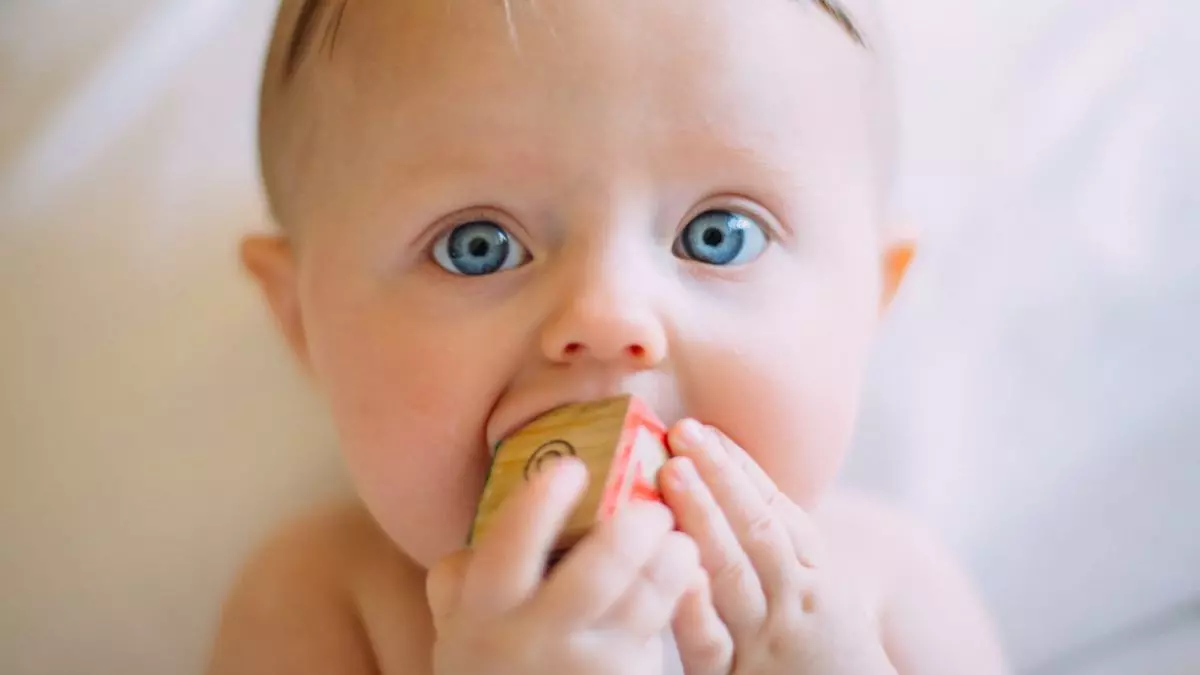 teething and sleep