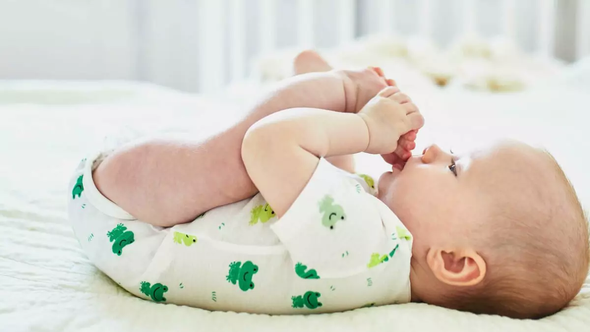 why-do-babies-put-everything-in-their-mouth-kiindred