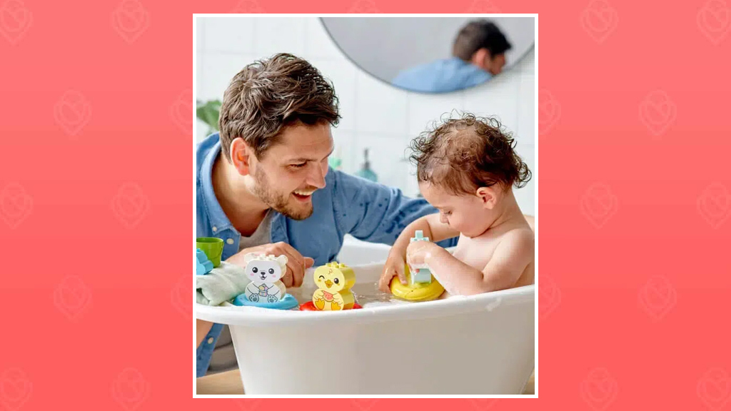 Learning through play with LEGO®DUPLO®'s Bath Time Fun: Floating Animal Train