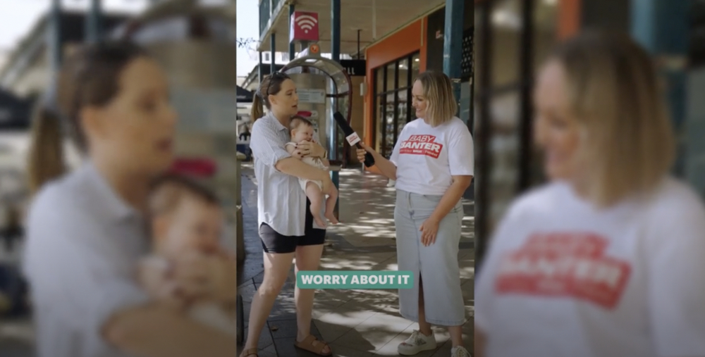 Huggies 'Baby Banter' with Holly