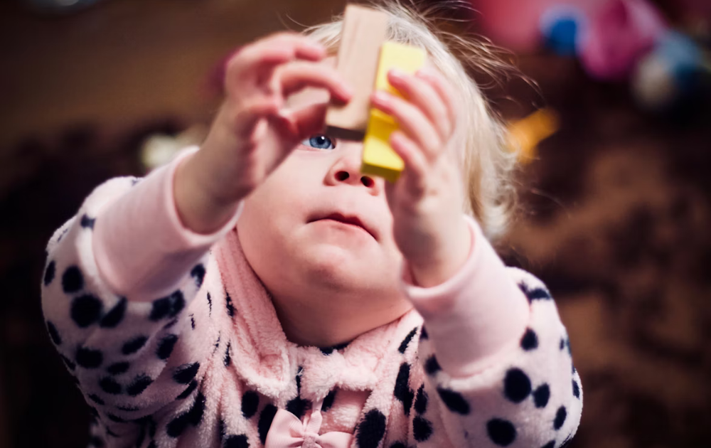 18-month-old baby milestones: Development, growth, speech, language ...