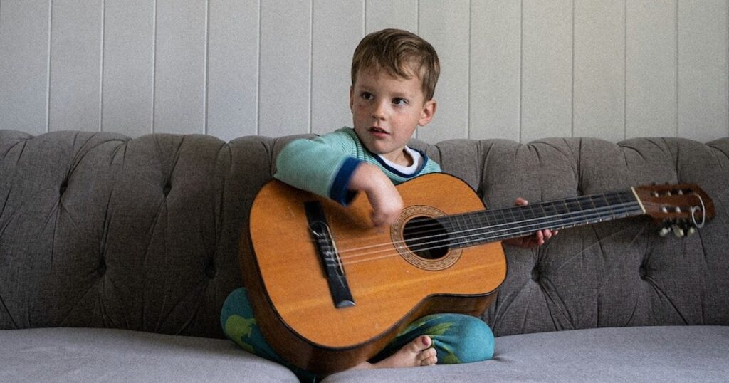 Speech delay therapy: 4 ways music can help speech