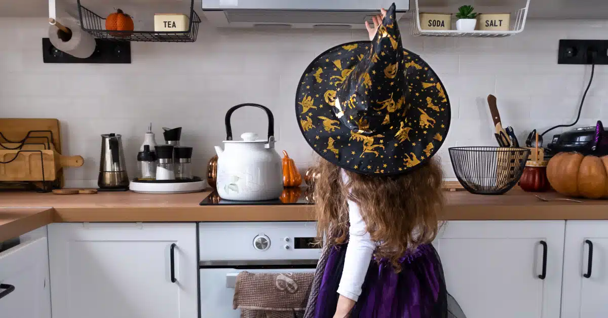 Easy Halloween traditions that don’t involve spending a fortune